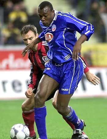 总是瞬息万 总是瞬息万